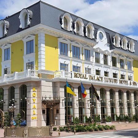 Royal Palace Luxury Hotel And Spa Khmelʼnytsʼkyy Bagian luar foto