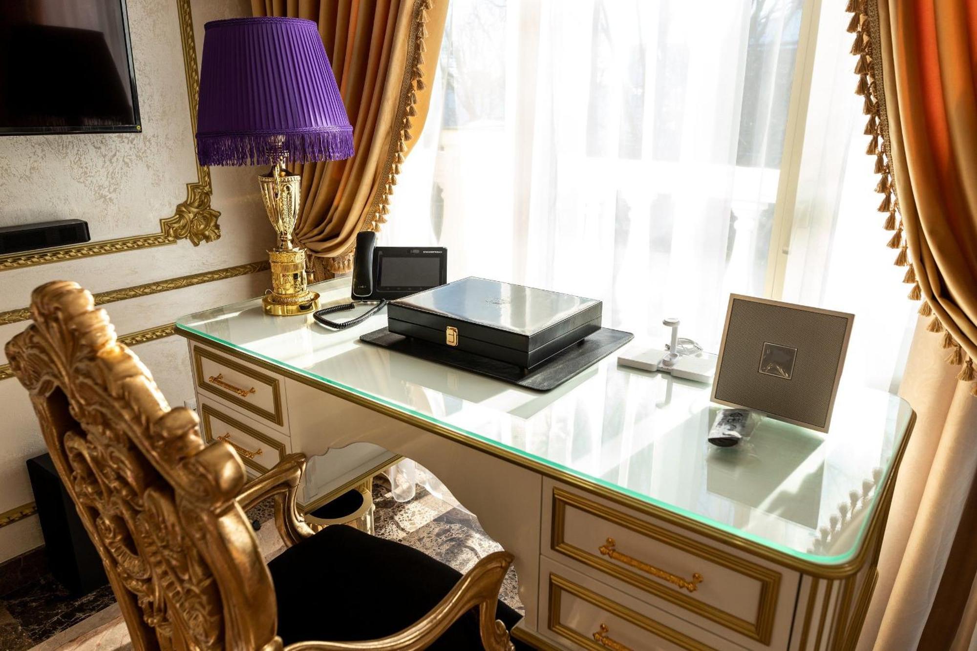 Royal Palace Luxury Hotel And Spa Khmelʼnytsʼkyy Ruang foto