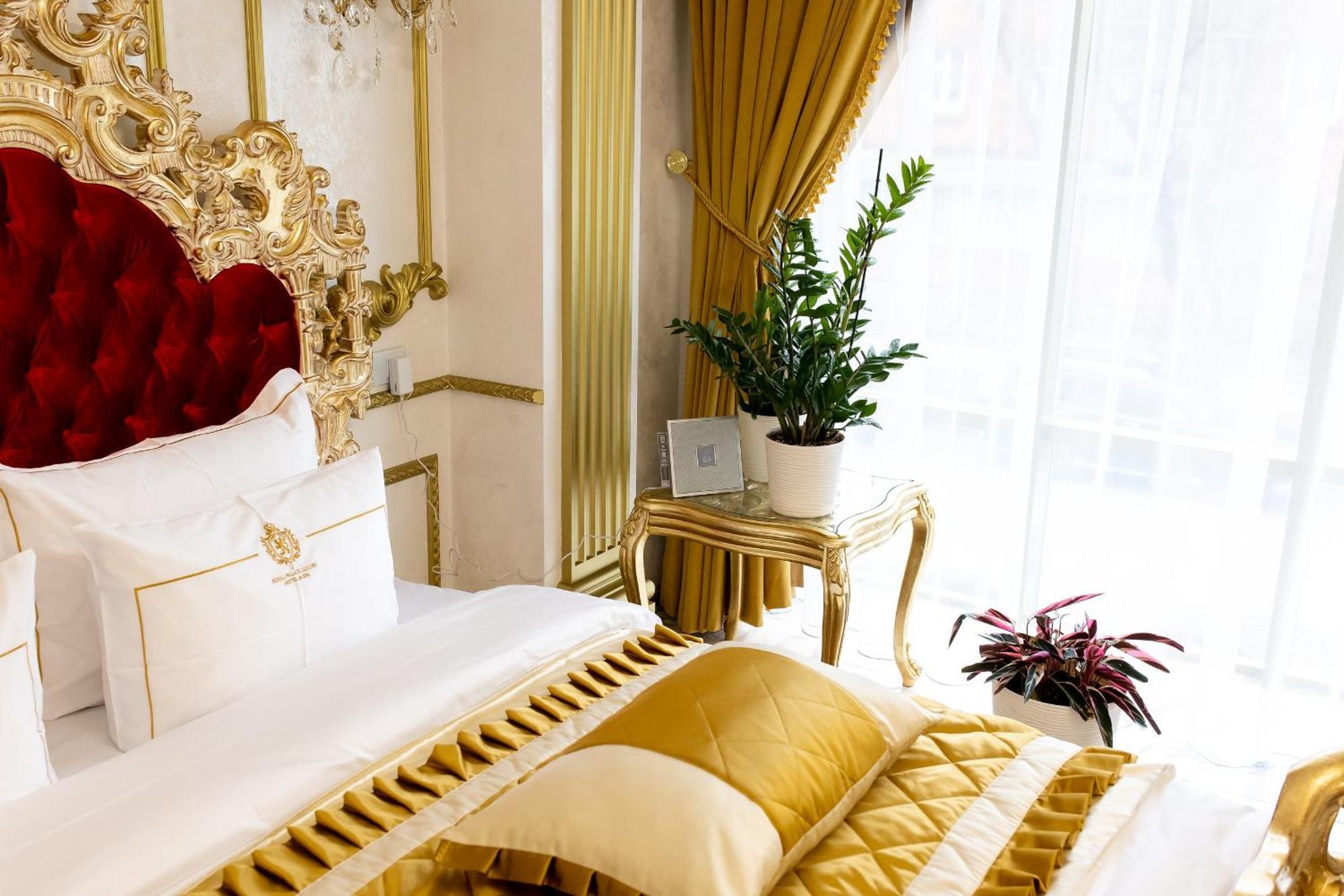 Royal Palace Luxury Hotel And Spa Khmelʼnytsʼkyy Ruang foto